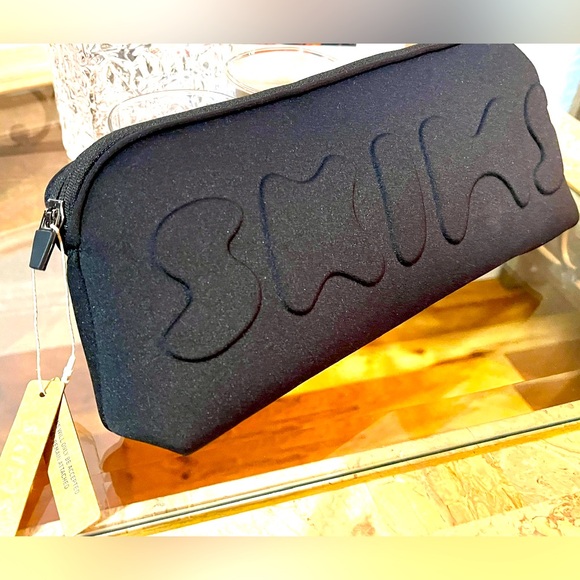 SKIMS Handbags - Skims Neoprene clutch/cosmetic Bag New with Tags